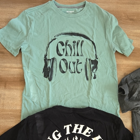 Boy's Graphic T-Shirt Bundle (21 Shirts) - Picture 15 of 16